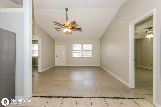 Building Photo - 2473 SW WARWICK ST, PORT SAINT LUCIE, FL 3...