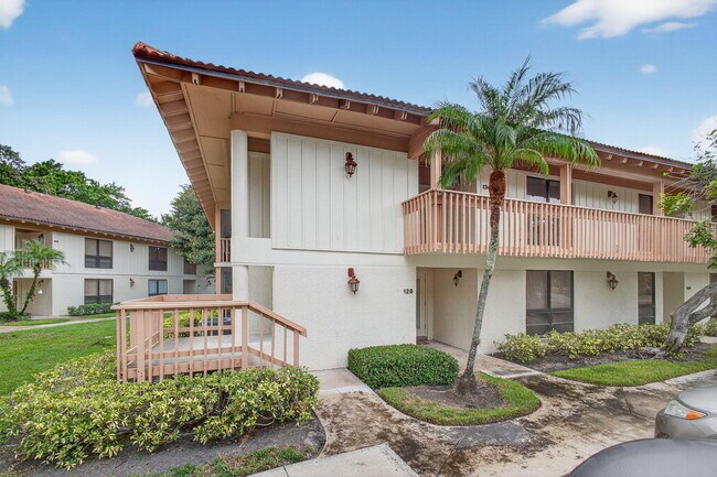 Foto del edificio - 134 Brackenwood Rd