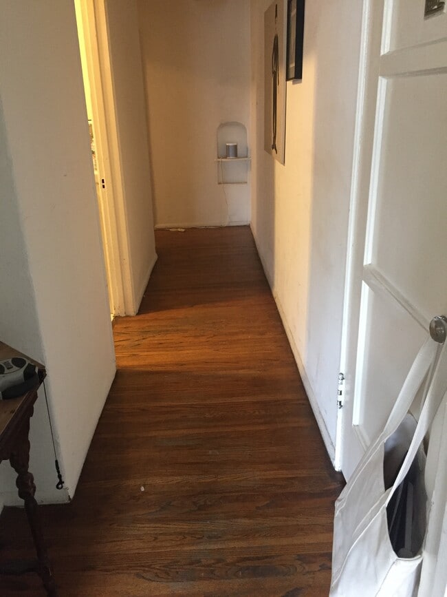 Building Photo - 8237 Blackburn Ave