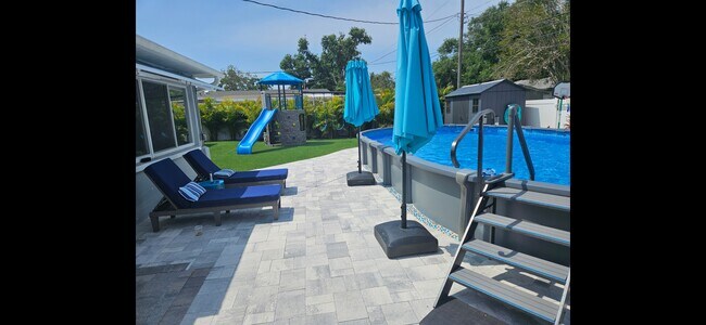 Foto del edificio - 2530 51st St N