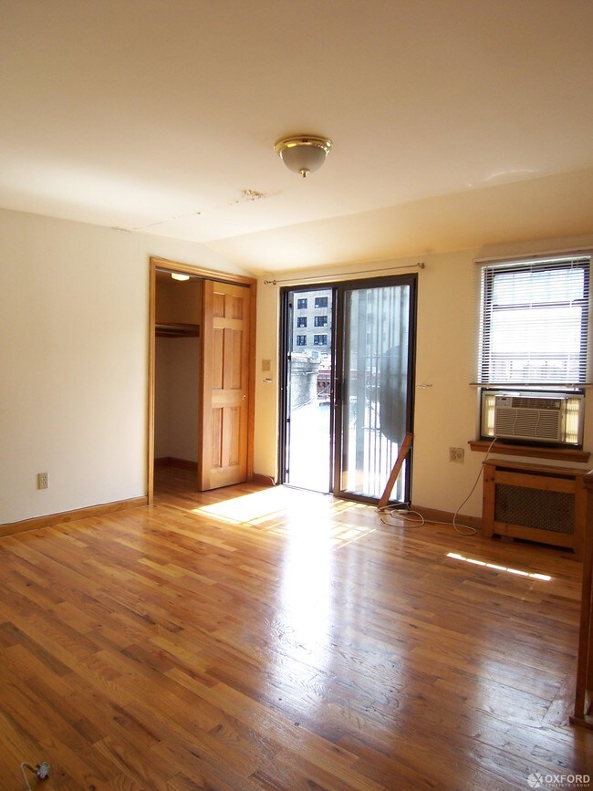 Building Photo - 59 West 73rd Street