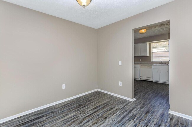 Foto del edificio - Crosscreek