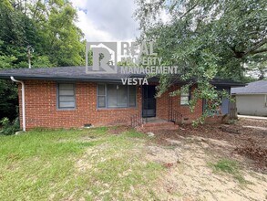 Building Photo - 1253 W Grenada Terrace