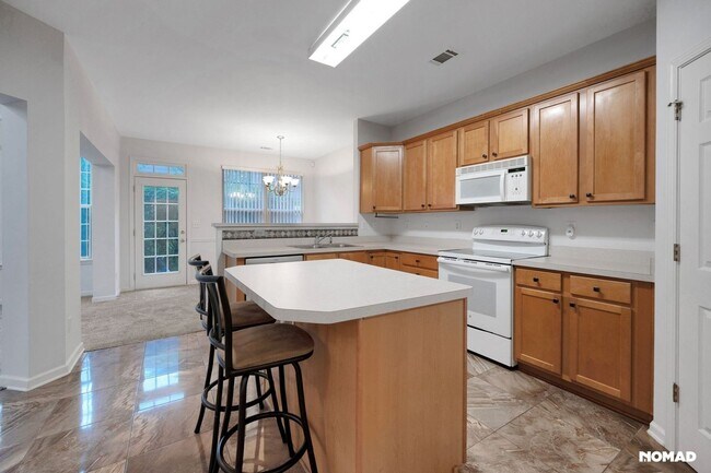 Foto del edificio - Charming 3BR Townhome in Lawrenceville