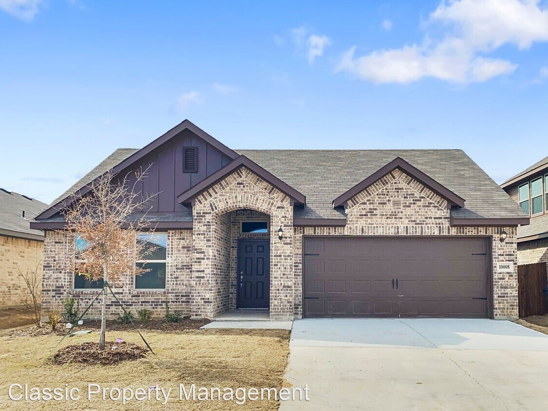 Primary Photo - 4 br, 2 bath House - 10008 Ginkgo Lane