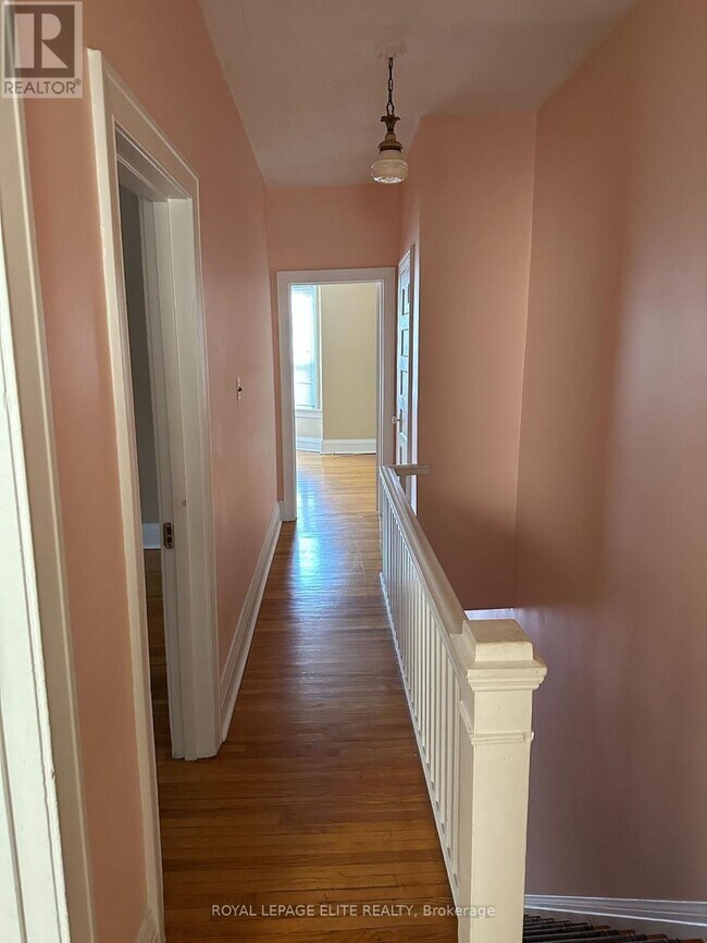 Photo du bâtiment - 176 Westmount Ave