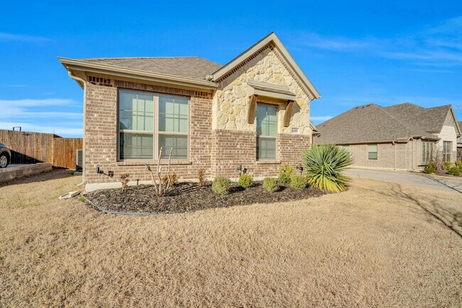 Foto del edificio - 4409 Dandelion Ln