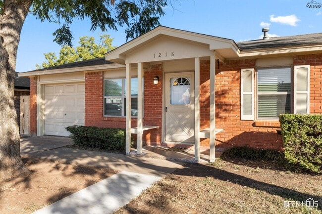 Foto del edificio - 1218 Glendora Dr