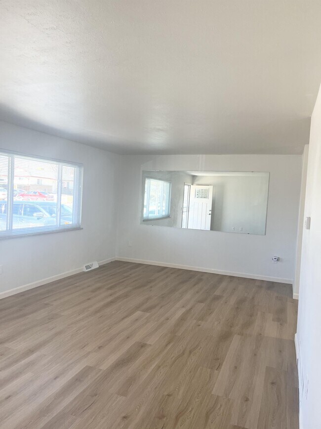 Foto del edificio - 9164 Lander St