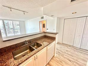 Foto del edificio - Brickell Avenue, Miami, FL 33131 - 1 BR 1 BA condo