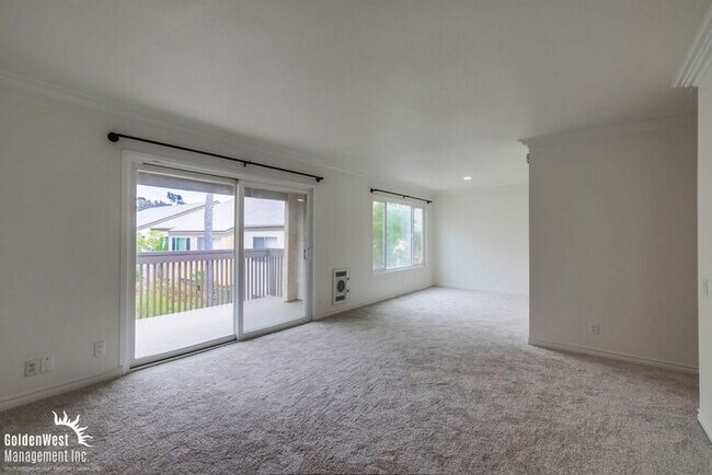 Building Photo - Charming 2Bdm 2Ba Condo in La Jolla