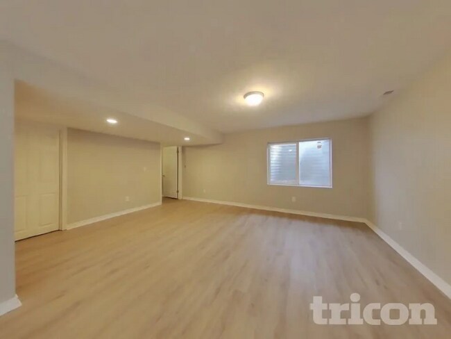 Foto del edificio - 846 E 900 N