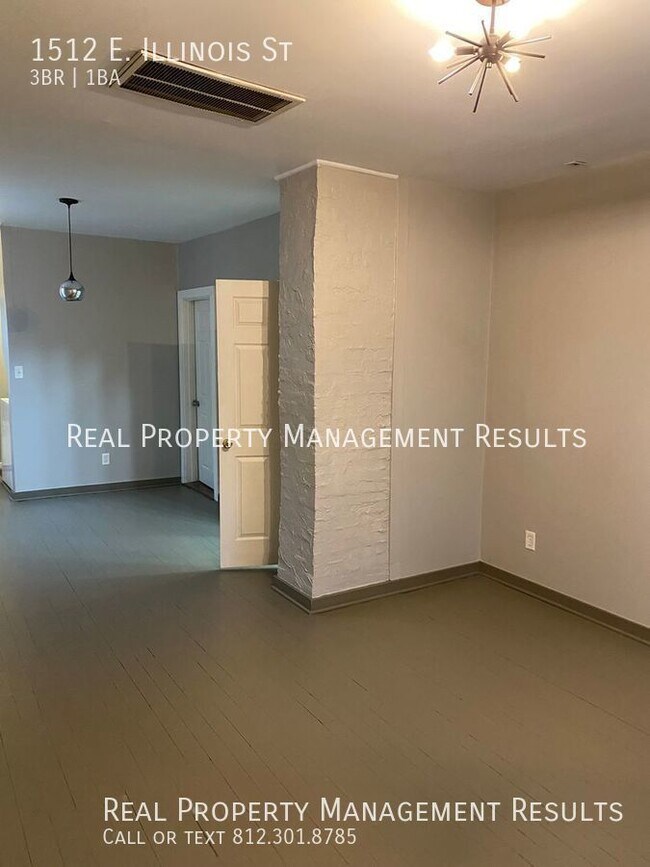 Building Photo - 3 Bedroom, 1 Bath Home Eastside