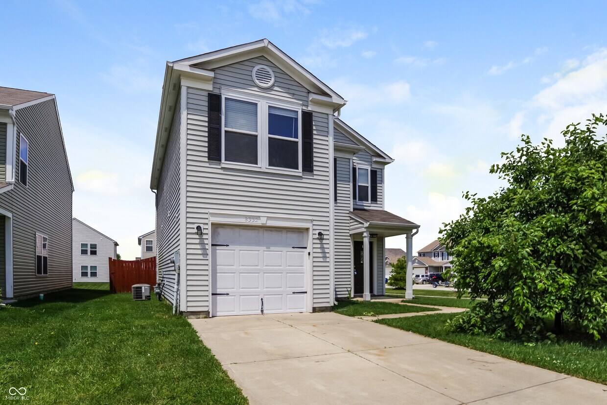 Foto principal - 8332 Sansa St