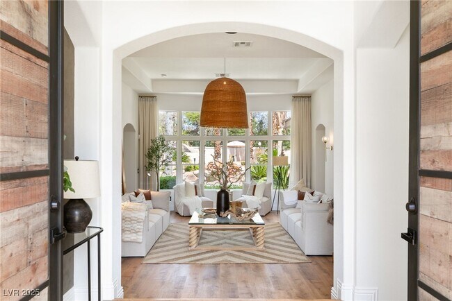 Foto del edificio - 8211 Windsor Crest Ct