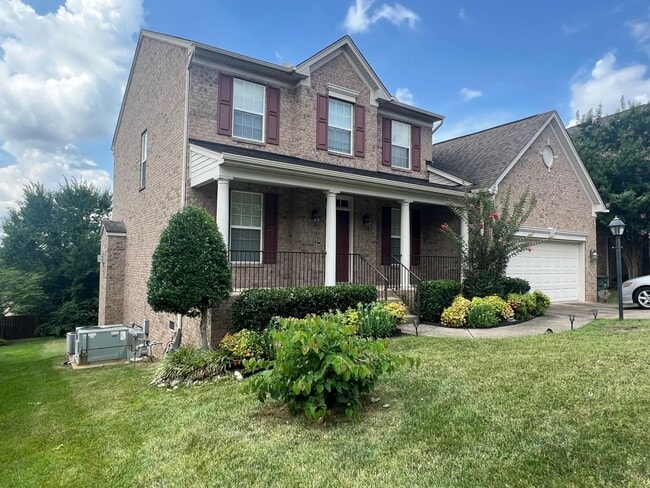 Building Photo - Home for Rent in the Desired Brookview Forest Subdivision