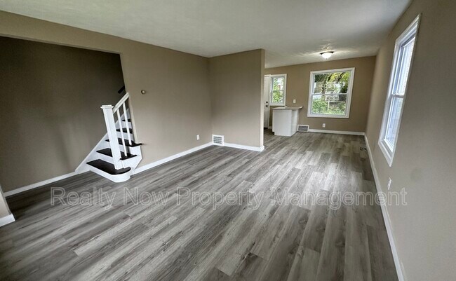 Foto del edificio - 24880 Fisher Rd