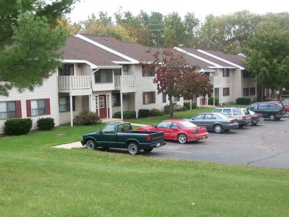 Primary Photo - Woodridge
