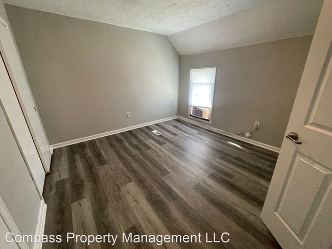 Building Photo - 2 br, 1 bath House - 1708 W 7th St