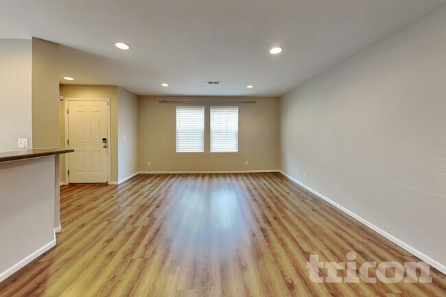 Foto del edificio - 2172 Willow Ct