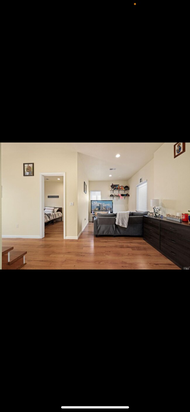 Foto del edificio - 4664 Fairway Dr