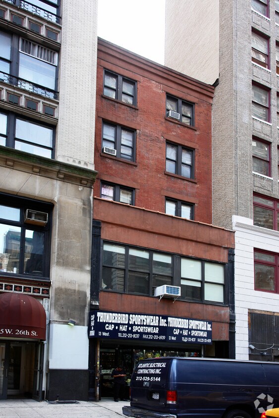 Primary Photo - 11-13 W 26th St