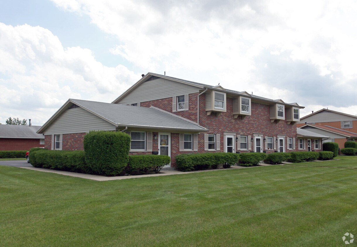 Primary Photo - 740 Pool Ave