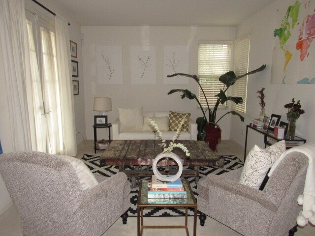 Foto del edificio - 316 Ansel Ave