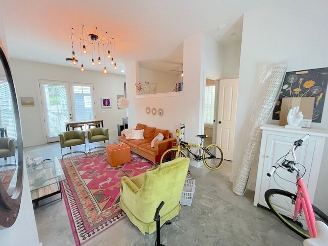 Foto del edificio - 613 E Duffy Ln