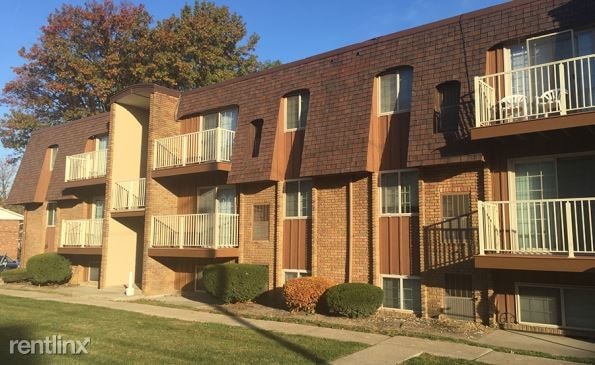 Building Photo - 1808 Cooper Foster Park Rd W