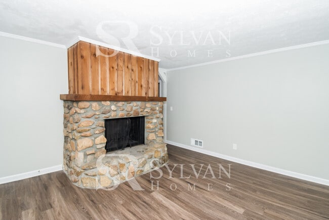 Building Photo - 3826 Bentley Dr