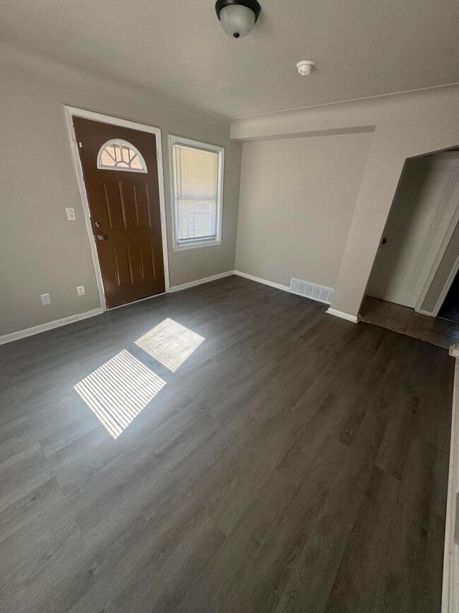 Foto del edificio - 8442 Auburn St