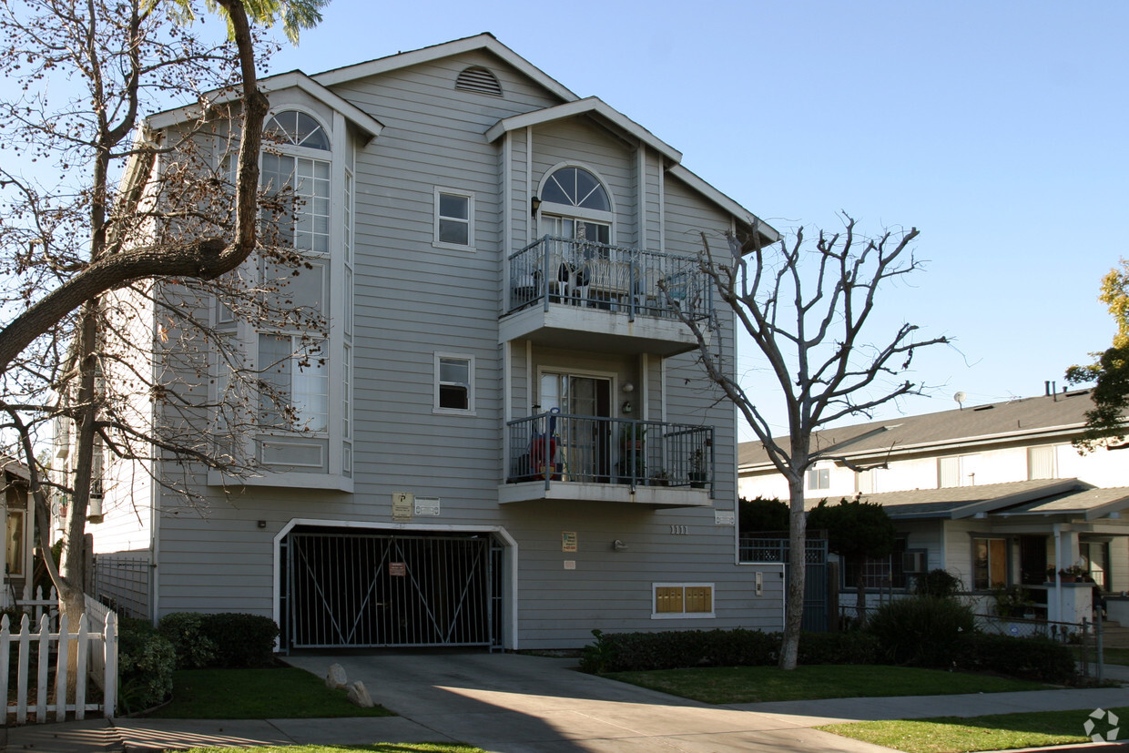 Foto principal - 1111 Gladys Ave