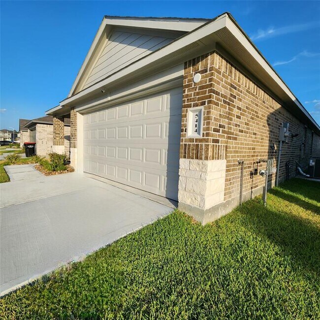 Foto del edificio - 5414 Pinecliff Grove Ct