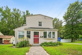 Building Photo - 27 Gilbert Ave