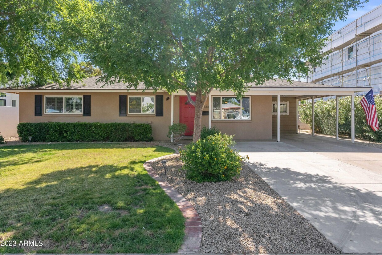 Primary Photo - 3632 N Mohave Way