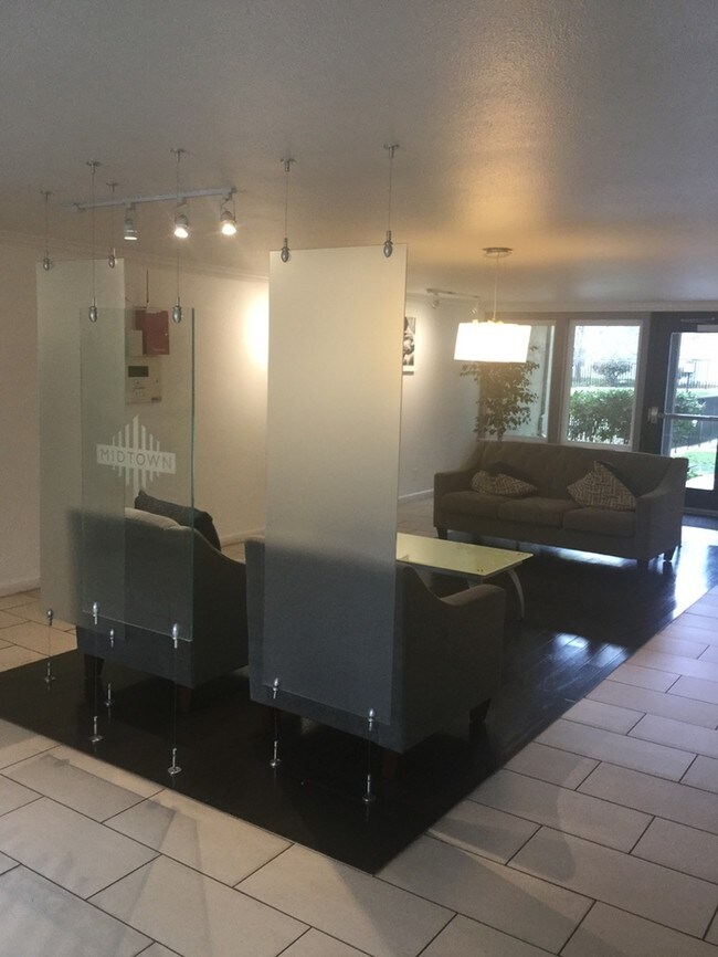 Foto del edificio - 1318 B St