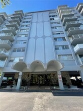 Building Photo - 1470 NE 125th Terrace