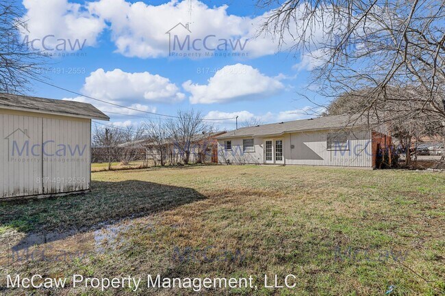 Foto del edificio - 3 br, 1.5 bath House - 5629 De Cory Rd