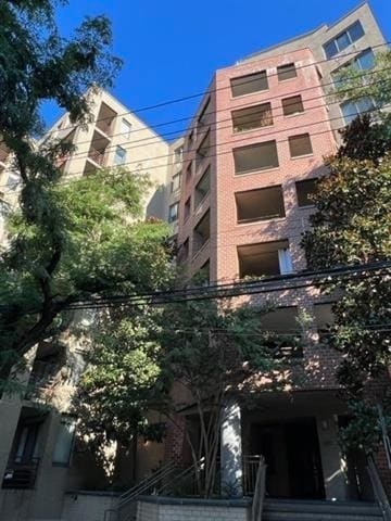 Foto del edificio - 300 Newark St.