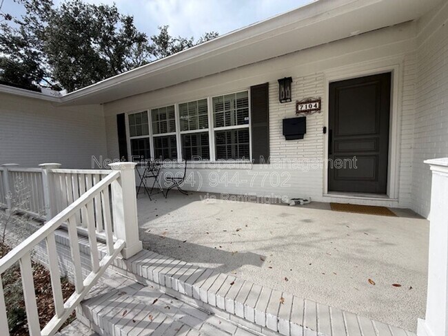 Building Photo - 7104 Catalonia Ave