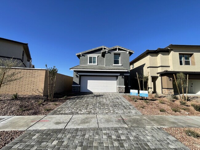 Foto del edificio - 4 BED 2.5 BATH 2 CAR GARAGE SINGLE FAMILY HOME IN CADENCE, HENDERSON w/ LARGE BACKYARD