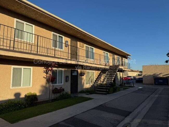 Photo - 9421 Cedar St Apartment