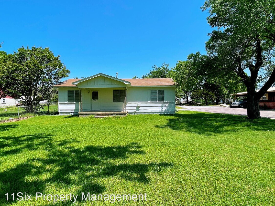 Foto principal - 2 br, 1 bath House - 2706 W University