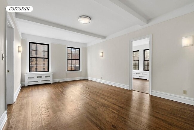 Building Photo - 175 W 76th St