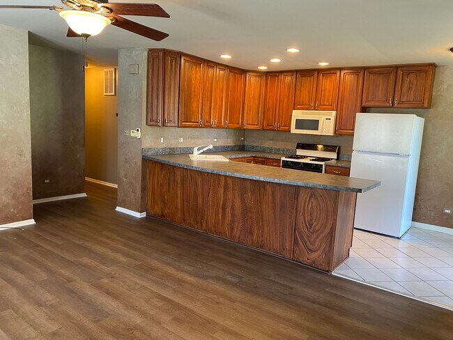 Building Photo - 316 Inverrary Ln