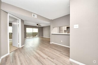 Building Photo - 3015 Walnut Bend Ln