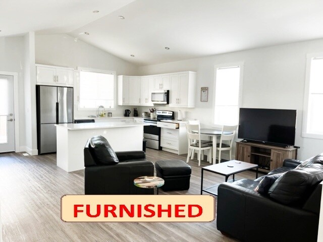 Photo du bâtiment - B 8420-A-8481 81 St