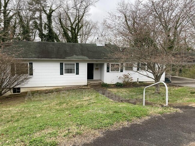 Building Photo - 109 Norris Ln