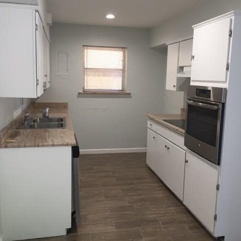 Building Photo - 913 Woodbrook St